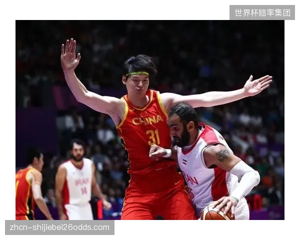 主力球员在各自俱乐部均承担重要角色，赛季末的疲劳累积是潜在风险。