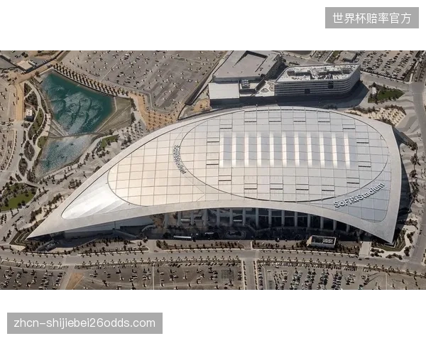 SoFi体育场与洛杉矶市政交通系统的数据接口，有效疏解了超级碗级别赛事的瞬时交通洪峰